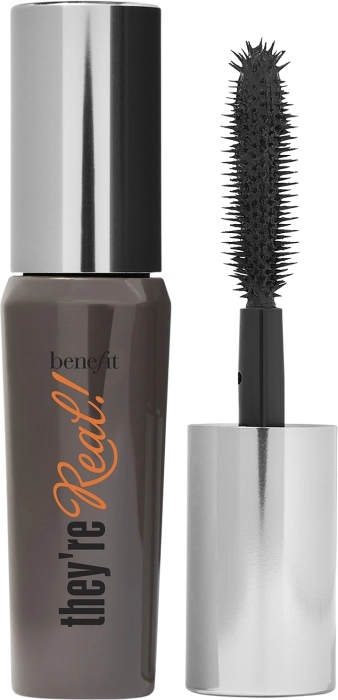 They're Real! Beyond Mini Mascara They're Real! Beyond Mini Mascara
