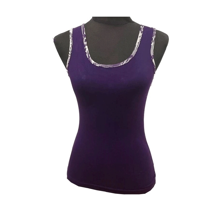 Camiseta Tirante Ancho Morada con Cuello Estampado Morado